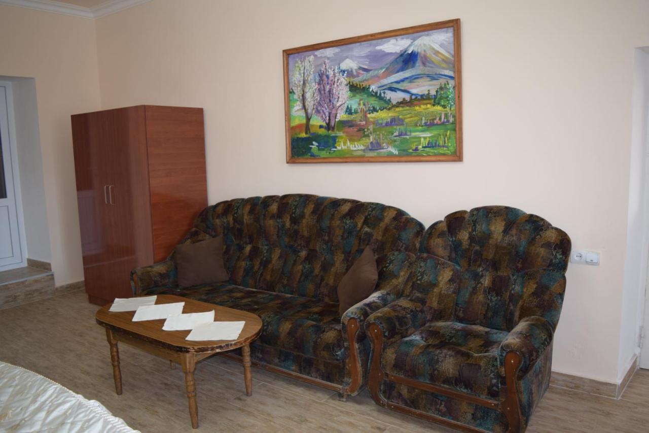Home Garni Extérieur photo